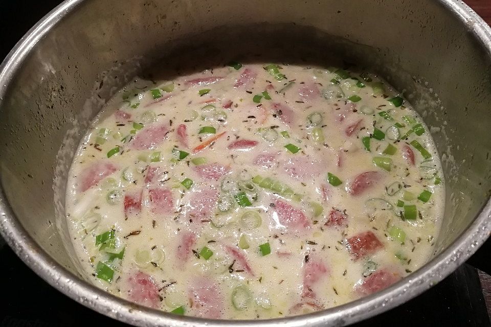 Cabanossi-Käse-Suppe