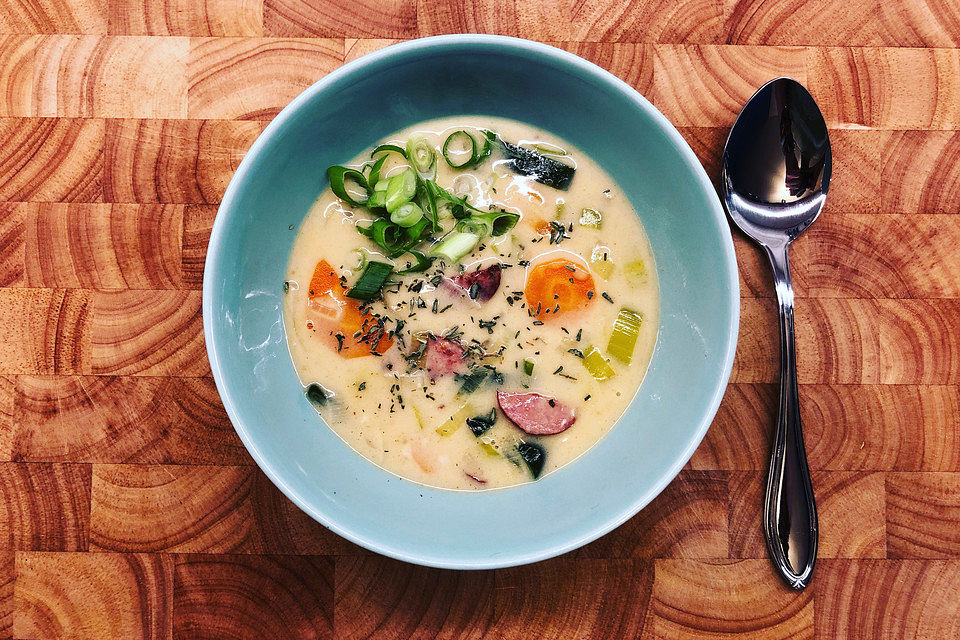 Cabanossi-Käse-Suppe