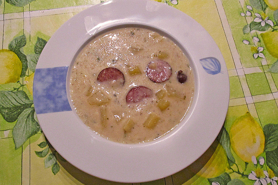 Cabanossi-Käse-Suppe