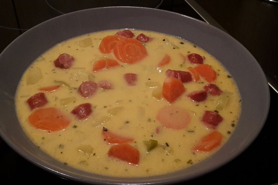 Cabanossi-Käse-Suppe