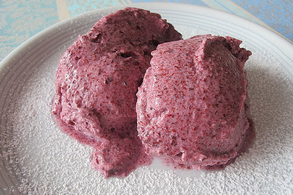 Blaubeer - Limetten - Eis