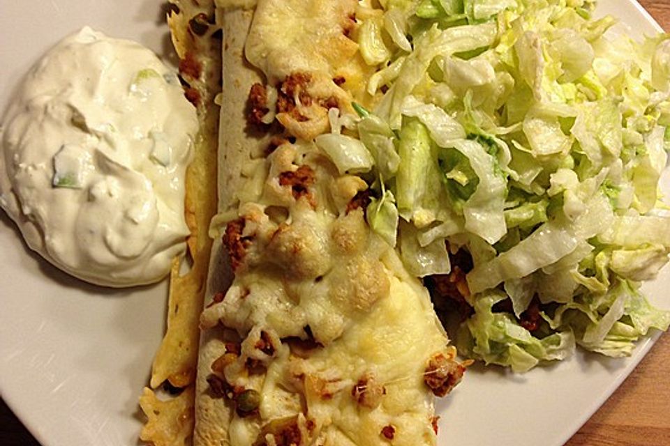 Überbackene Enchiladas mit Tzatziki