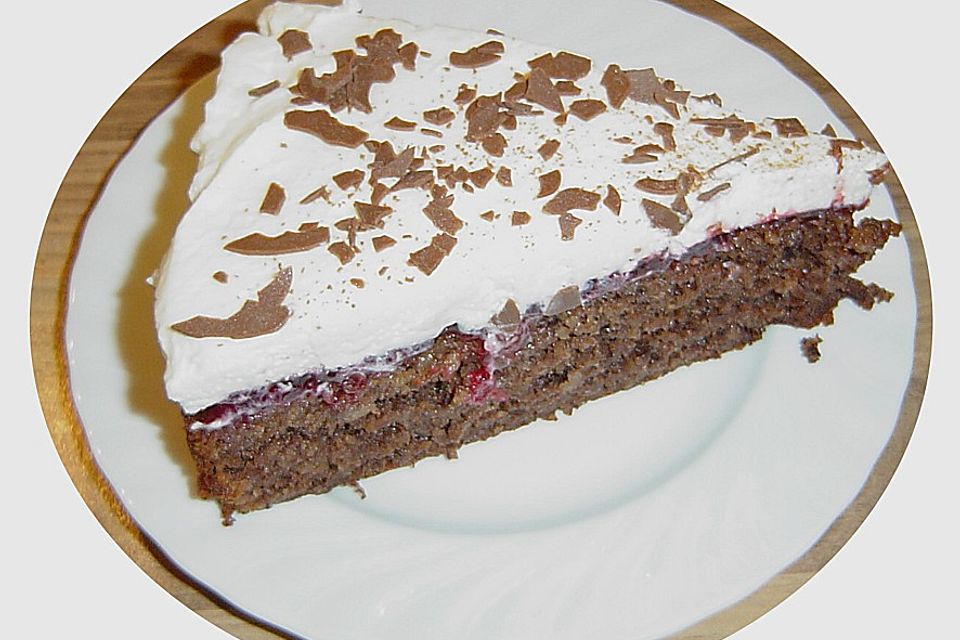 Herrentorte mit  Preiselbeeren und Kaba