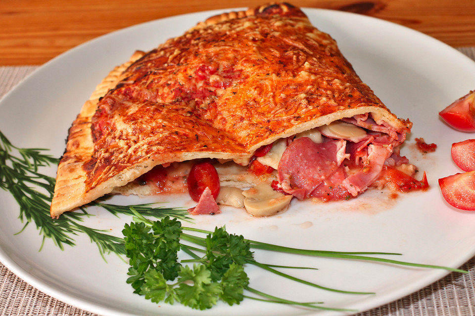 Schnelle Calzone