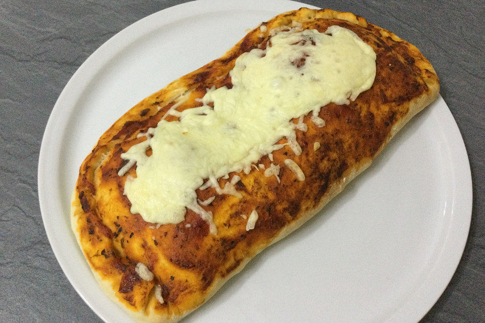 Schnelle Calzone