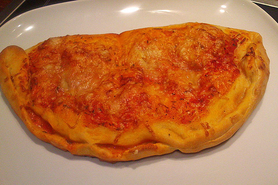 Schnelle Calzone