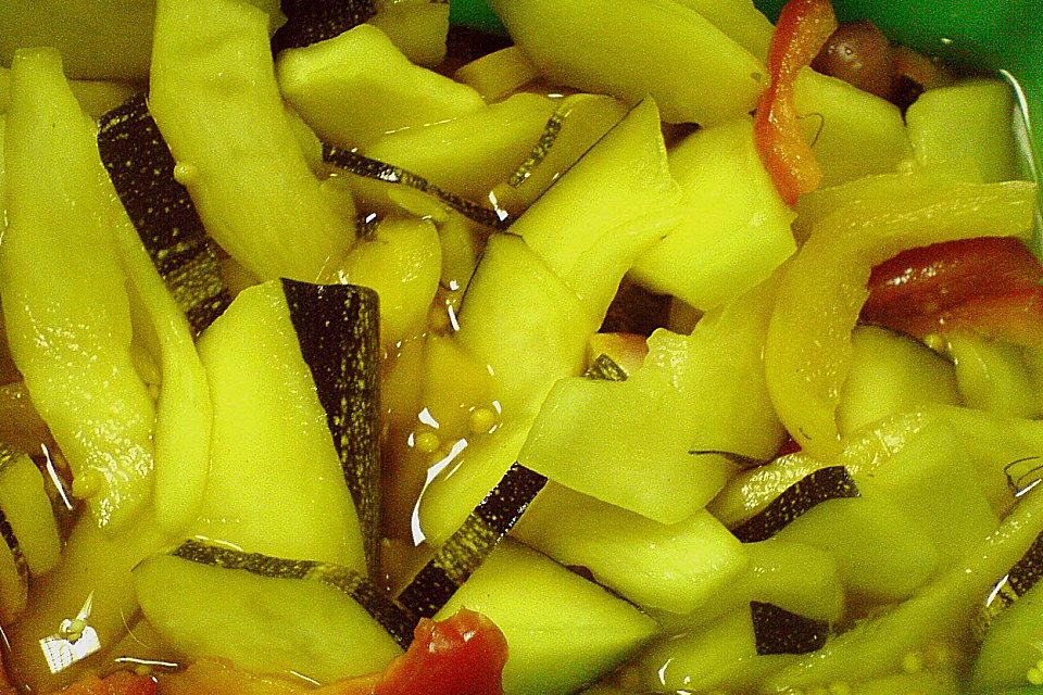 Zucchini süß - sauer