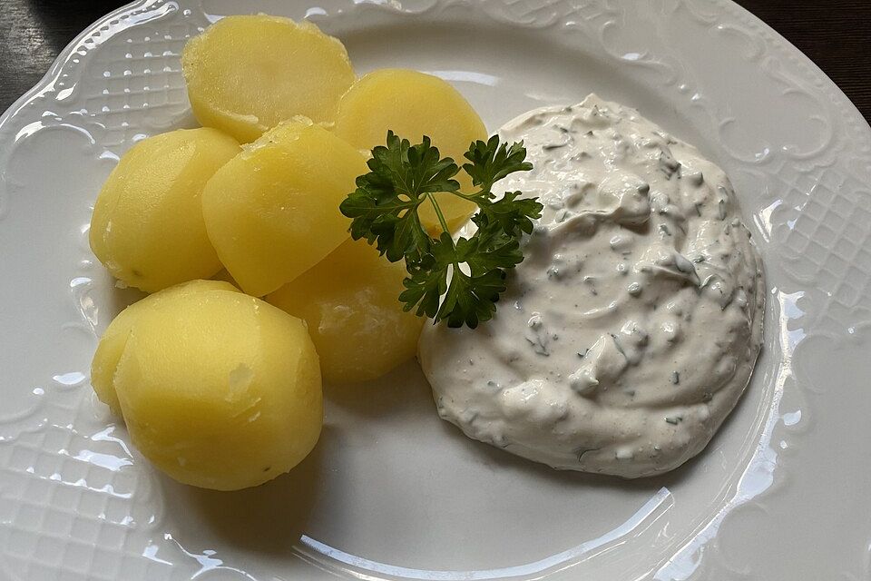 Pellkartoffeln mit Quark