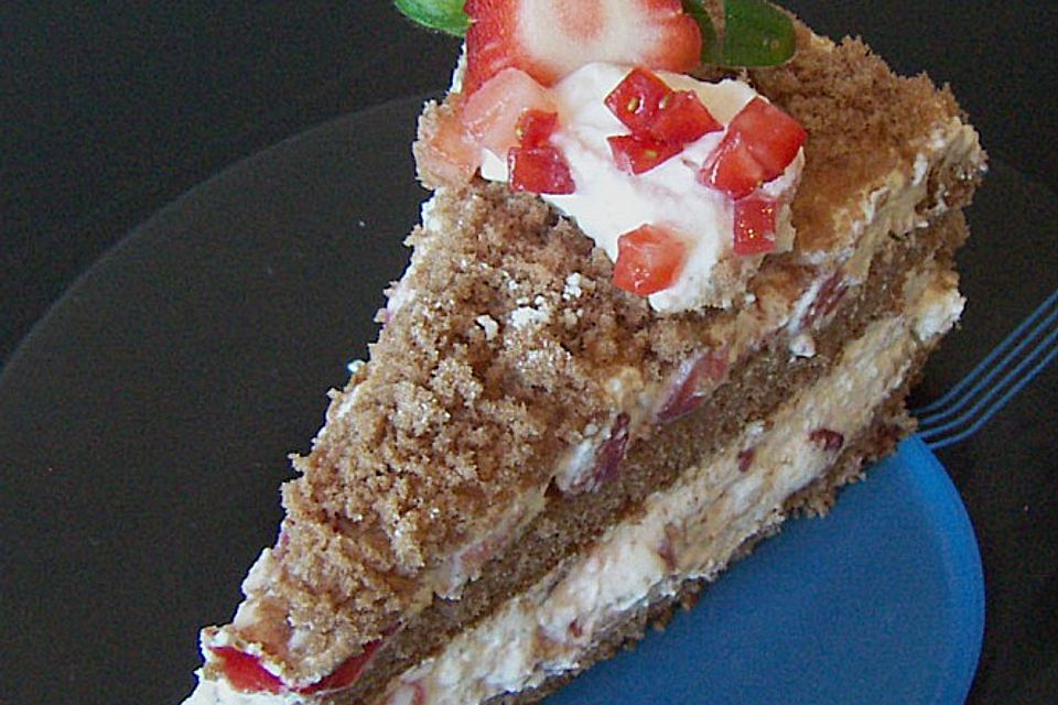 Erdbeer - Quark - Sahne - Torte