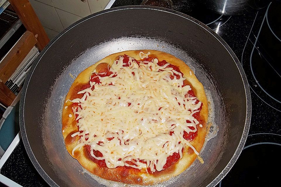 Pfannen-Pizza