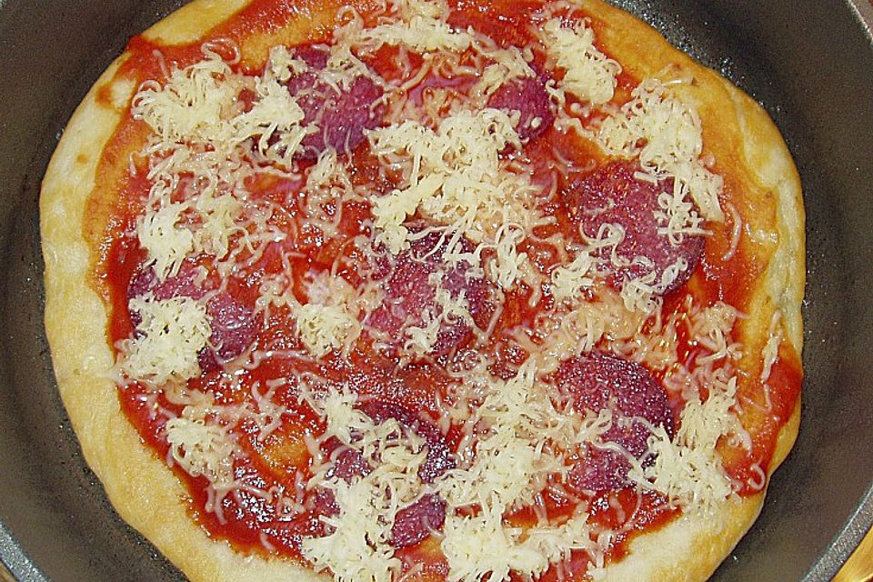 Pfannen-Pizza