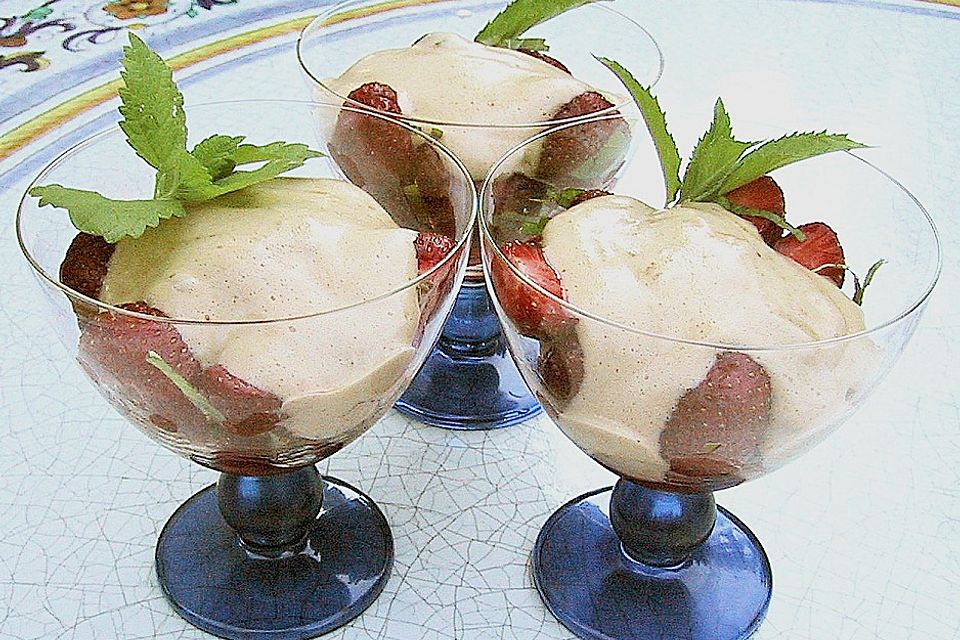 Erdbeeren mit Zabaione