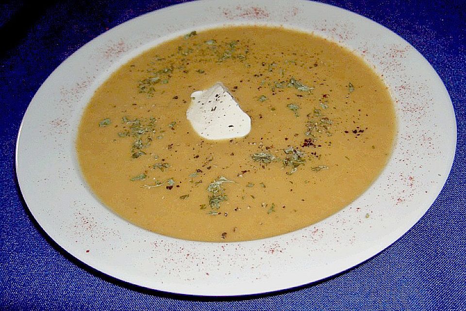 Karottensuppe mit Lauch