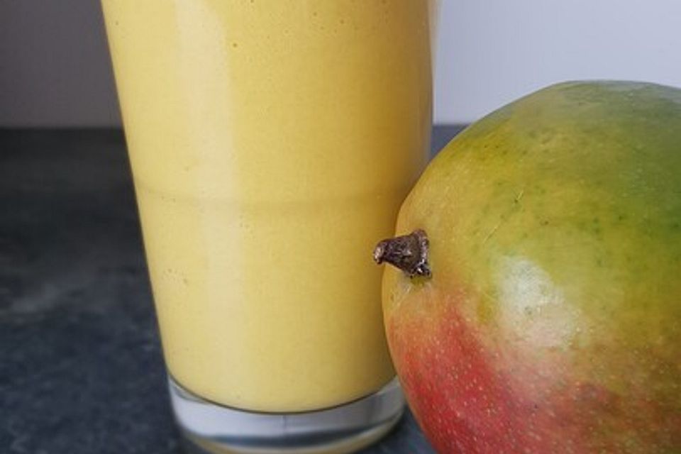 Mango - Smoothie mit Joghurt