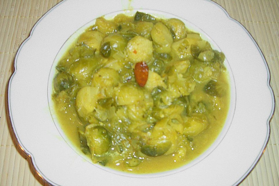 Rosenkohlsuppe mit Curry