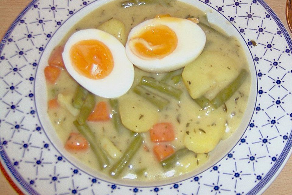 Rahmgemüse-Ragout mit Eiern