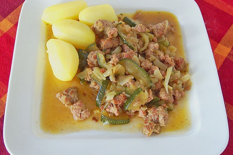 Zucchini - Hack - Pfanne