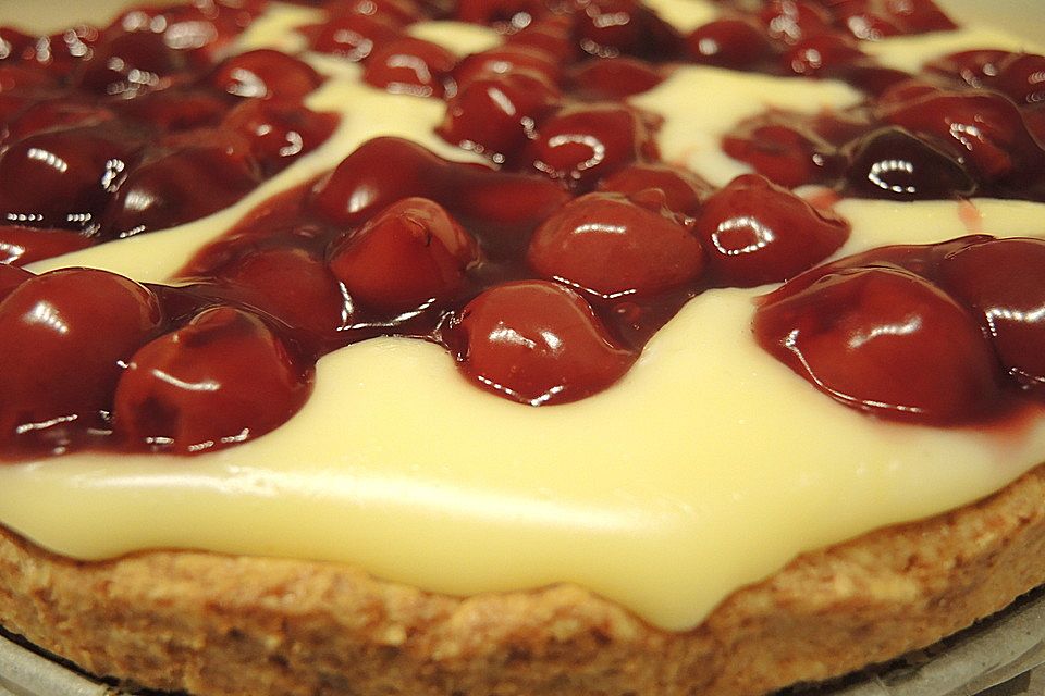 Kirsch - Tarte mit Vanillecreme