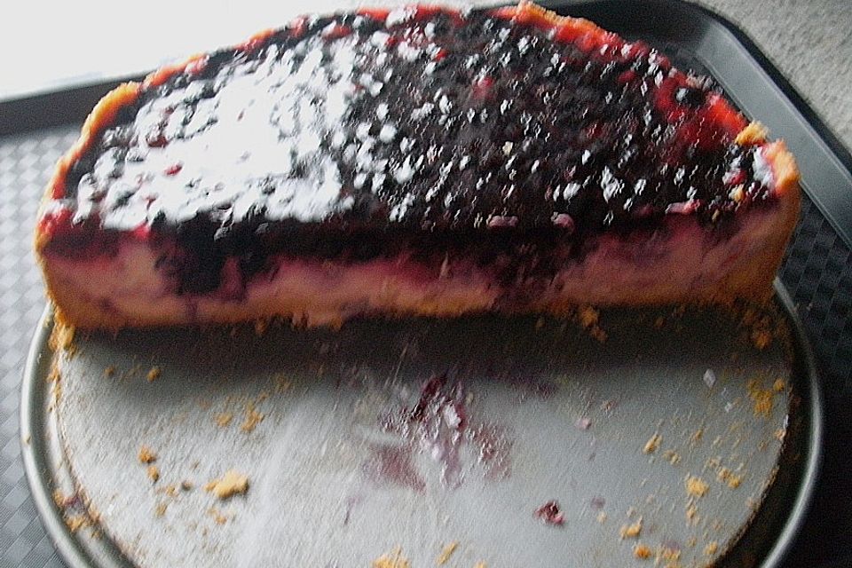 Fruchtiger Beeren - Vanille - Kuchen