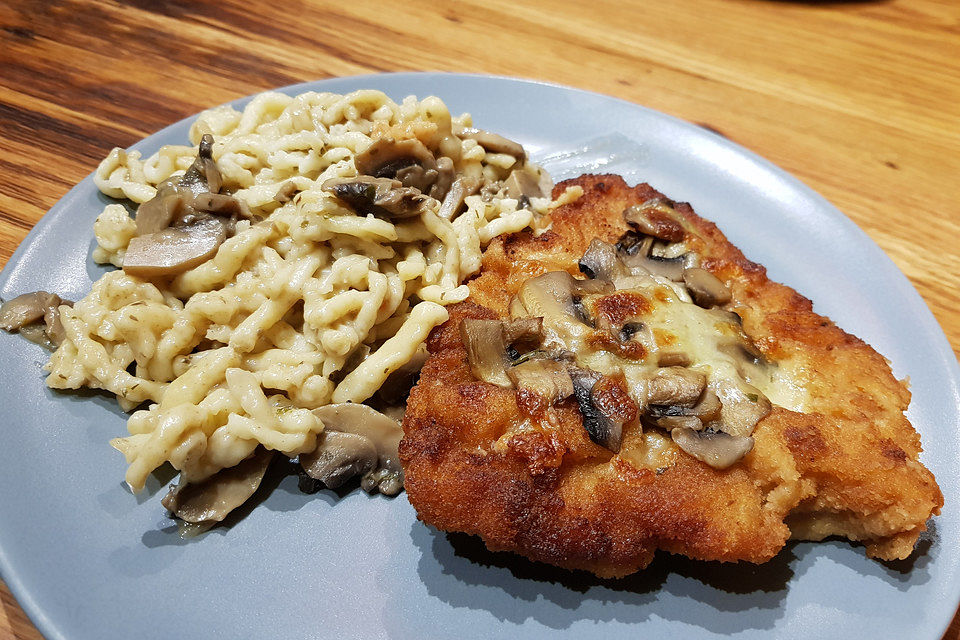 Schnitzel mit Pilzsoße