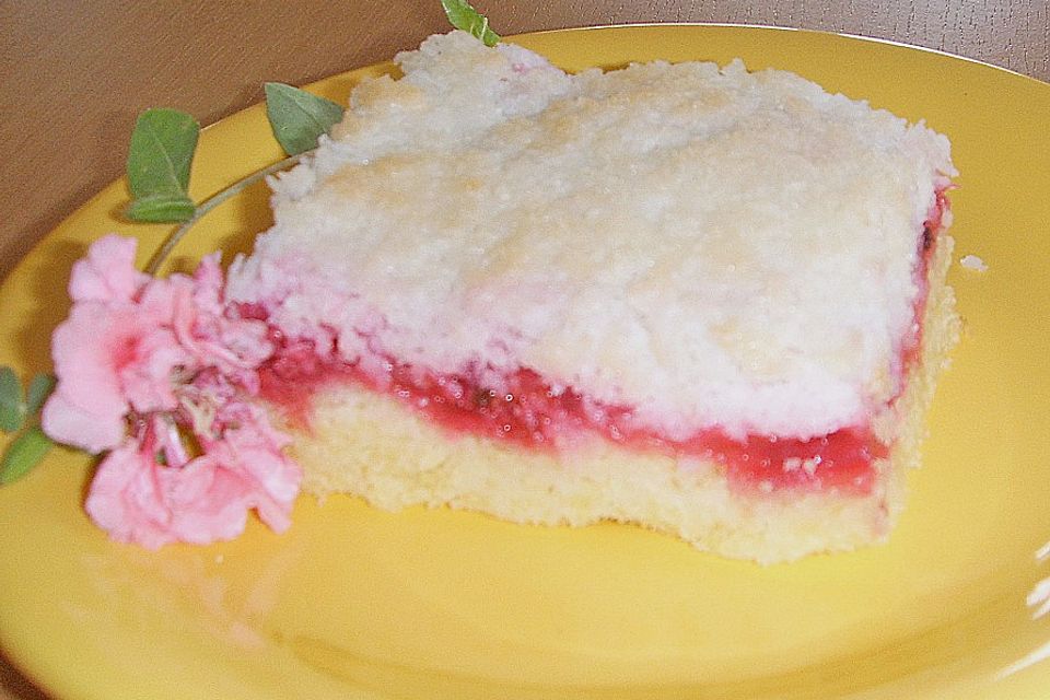 Johannisbeerkuchen mit Kokoshaube