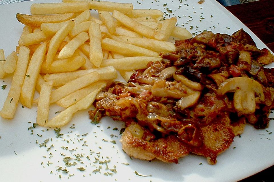 Jägerschnitzel mit frischer Pilzmischung