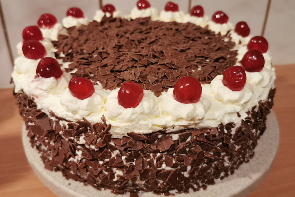 Schwarzwälder Kirschtorte *für Anfänger*