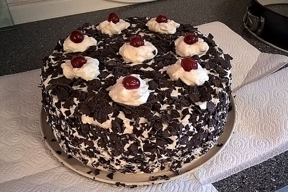 Schwarzwälder Kirschtorte *für Anfänger*