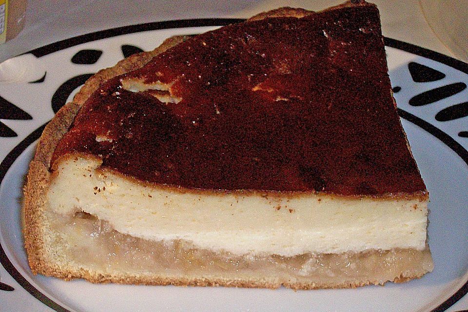 Käsekuchen mit Apfelkompott