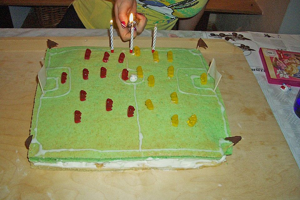 Fußballkuchen einfach und schnell