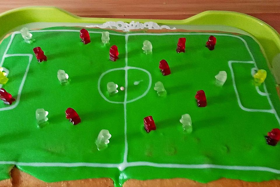 Fußballkuchen einfach und schnell