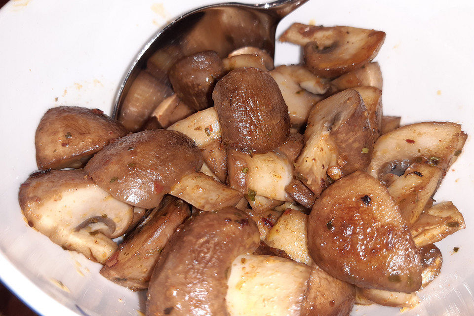 Marinierte Champignons