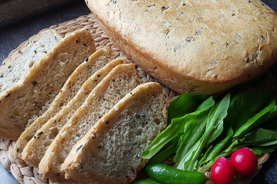 Olivenbrot aus dem Römertopf