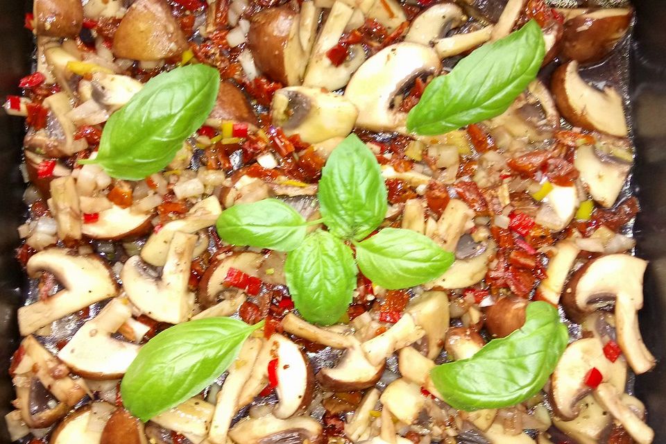 Antipasti mit Champignons