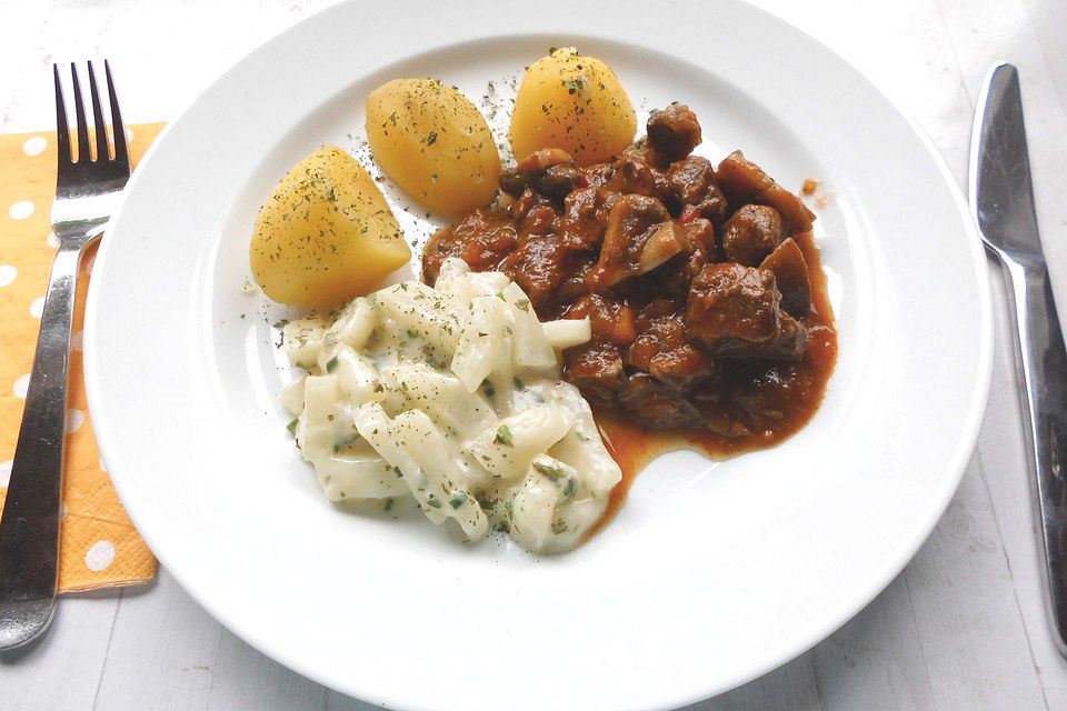 Mairübchen mit Kräutersauce