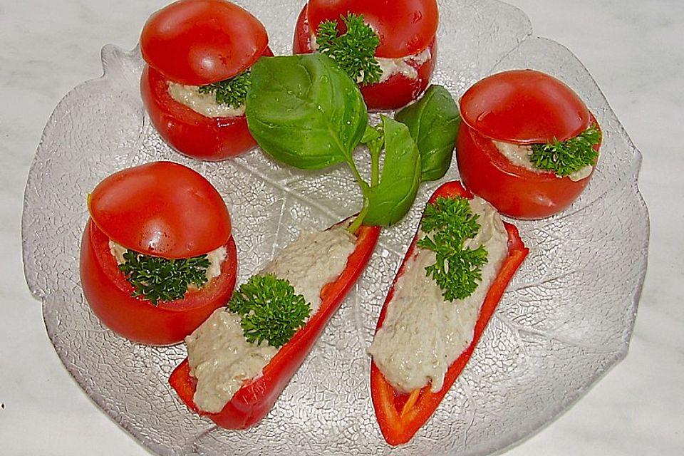 Gefüllte Tomaten mit Thunfisch