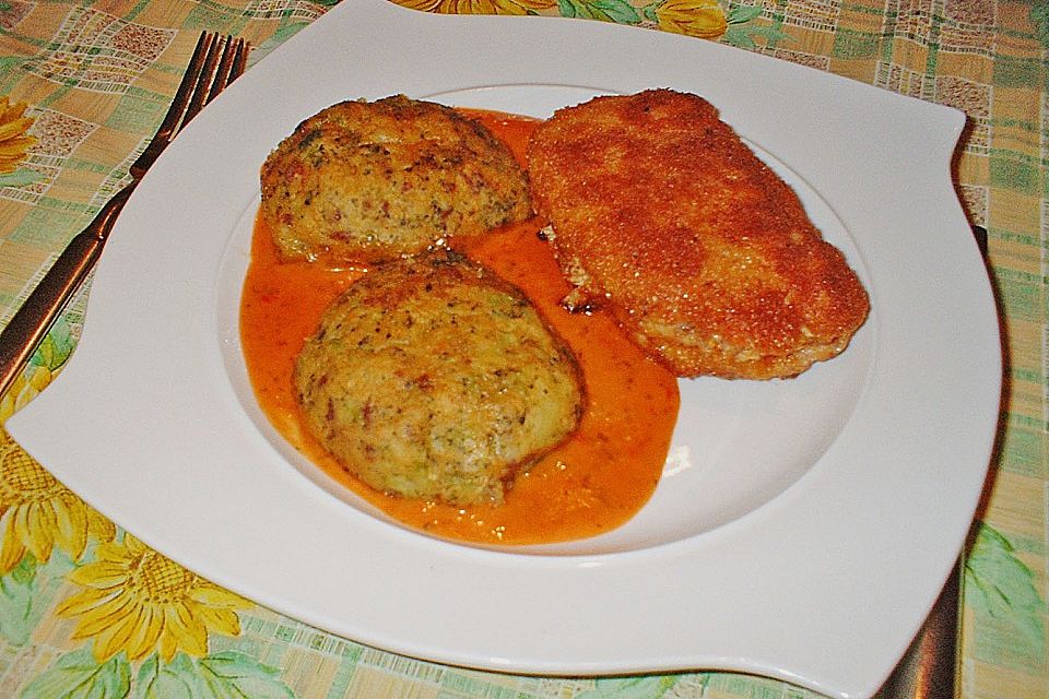 Blumenkohl - Bällchen in Tomatensoße