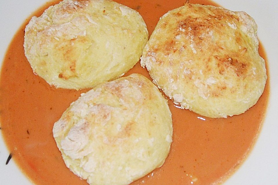 Blumenkohl - Bällchen in Tomatensoße