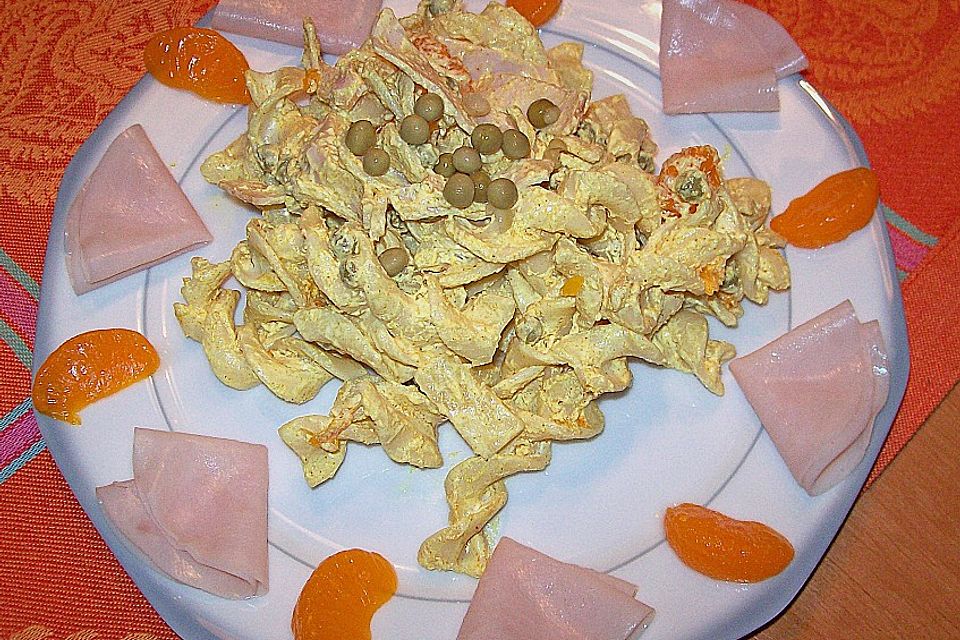 Chiaras Curryreissalat