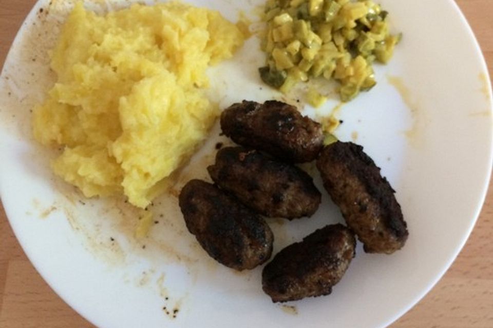 Cevapcici