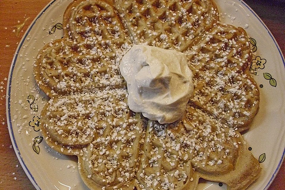 Lebkuchenwaffeln mit Zimtcreme