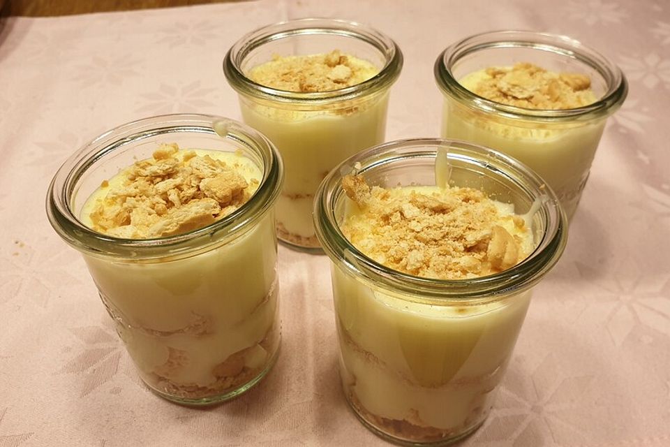 Vanille - Pudding mit Butterkeksen