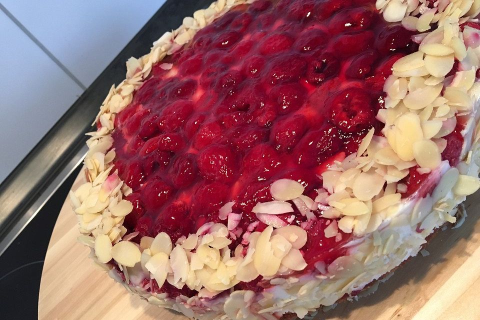 Himbeer - Joghurt - Torte