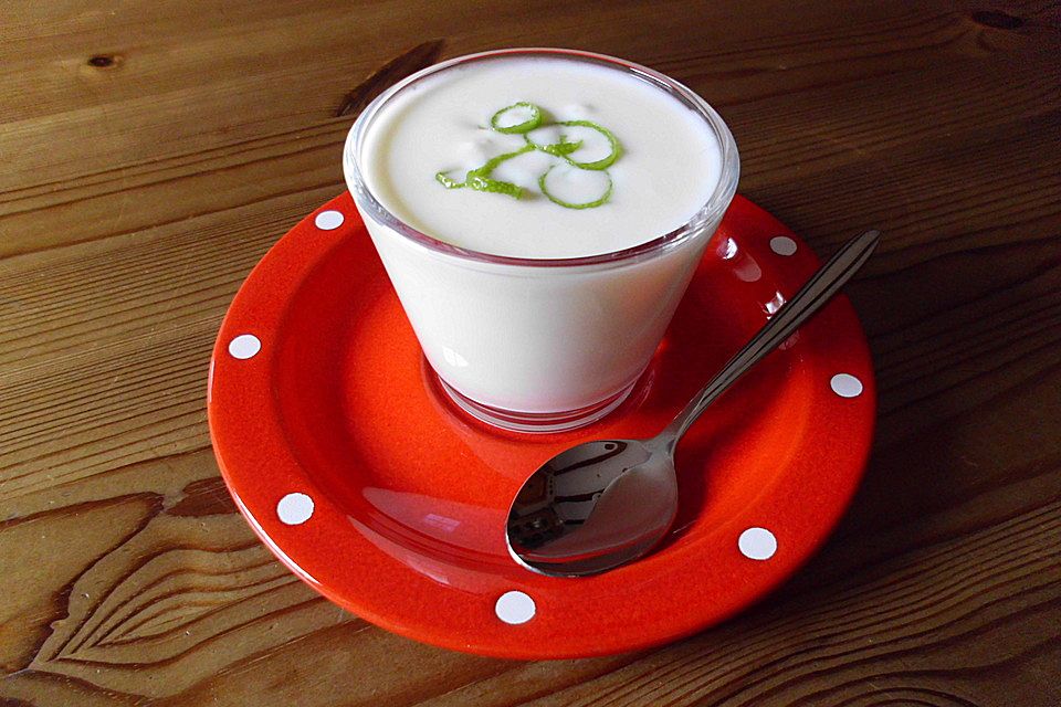 Limetten - Joghurt - Mousse