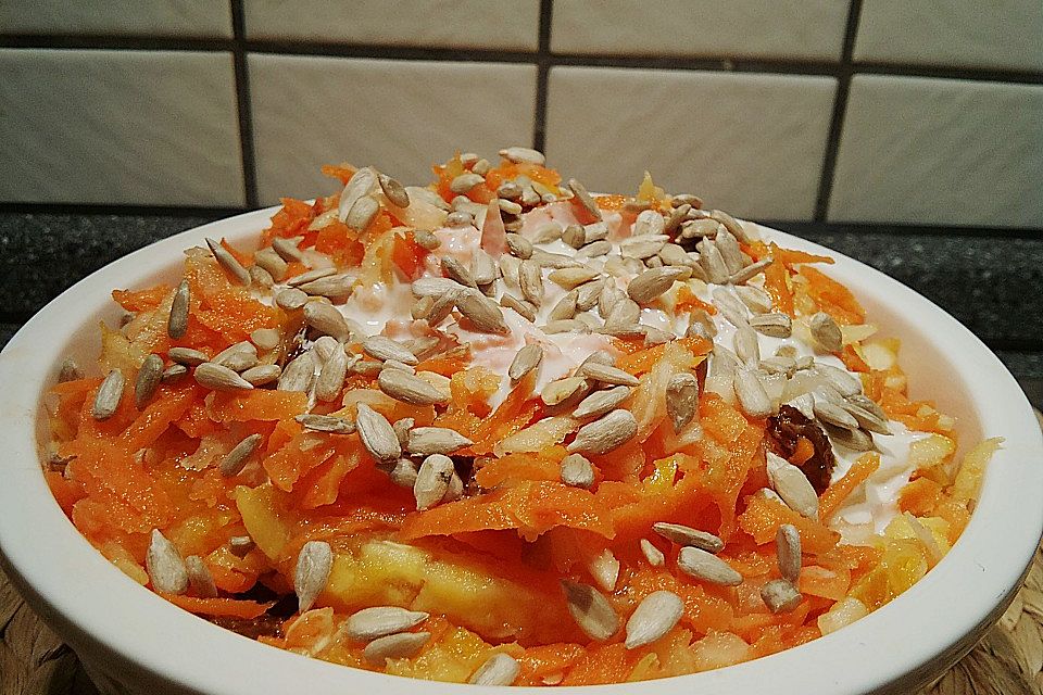 Orangen - Möhren - Salat