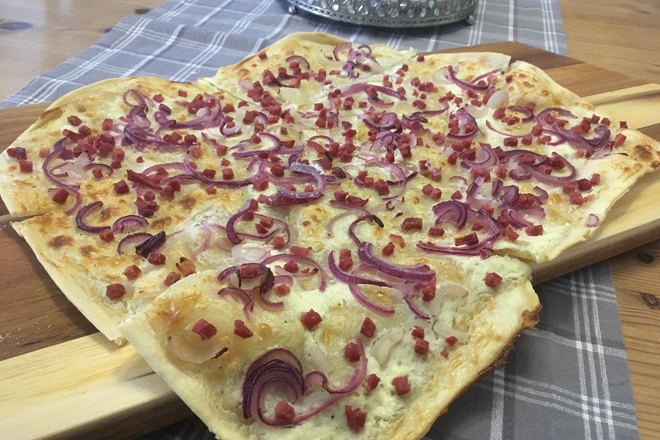 Schneller Flammkuchen