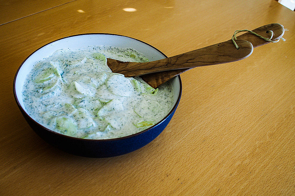 Gurkensalat mit Joghurt