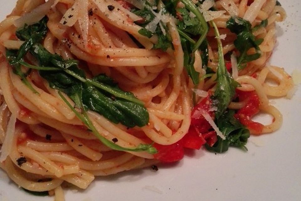 Spaghetti mit Ofentomaten