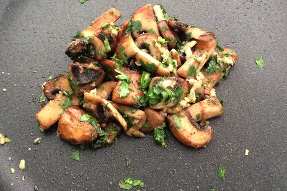 Knoblauch-Champignons