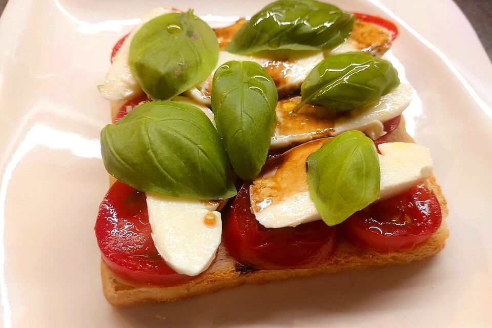 Tomate Mozzarella Sandwich